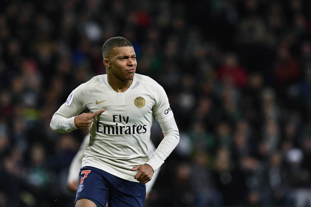 记者：格伊冬窗转会可能性不大，球员计划履行剩余6个月的合同